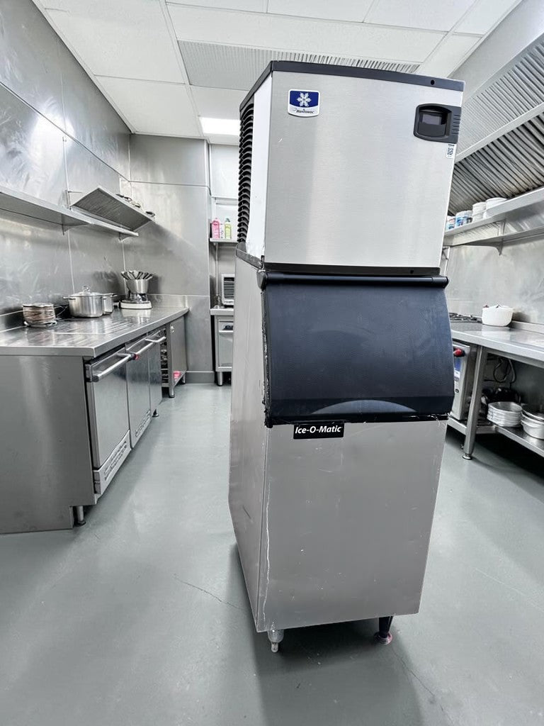 Pristine Condition – Manitowoc IY0524A-161 Indigo Series – 22" Commercial Air-Cooled Half-Dice Ice Maker – Approx. 485 lb/day – 115V – NSF & UL Listed – Fully Tested & Operational!