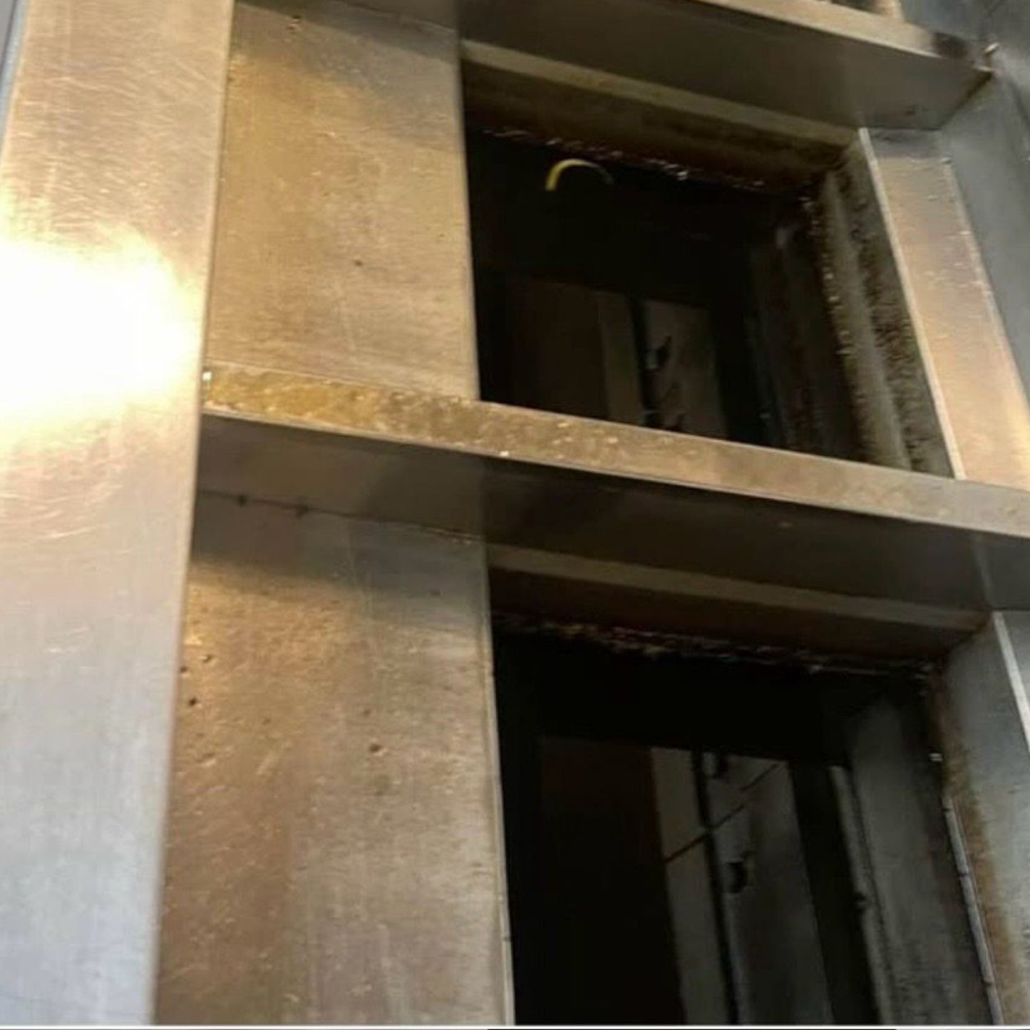 Exceptional Condition – Pitco SSH55 – Commercial Gas Fryer Battery (5 Units) – 50 lb Vats Each – Natural Gas – Built-In Filtration – Fully Tested & Operational!