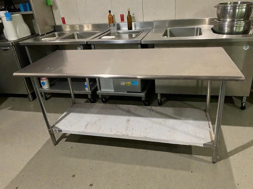 Outstanding Condition – Stainless Steel Commercial Prep Table with Undershelf – Heavy-Duty