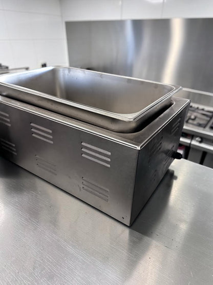Superior Condition – Kratos 28W-600 – Full-Size 12″ × 20″ Countertop Food Warmer with Angled Display Adapter – 120V – 1200W – Fully Tested & Operational!