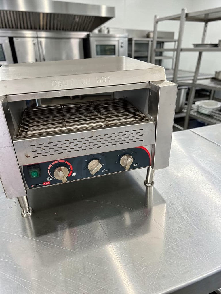 Dependable Condition – Avantco T140 – 10" Commercial Conveyor Toaster – 3" Opening – 300 Slices per Hour – 120V – 1,750W – Fully Tested & Operational!