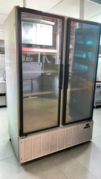 High-Quality Condition – Master-Bilt BLG-48HD – 49 Cu. Ft. Commercial Two Glass Door Freezer Merchandiser – Bottom-Mount Refrigeration – R404A – 208-230V – Fully Tested & Operational!