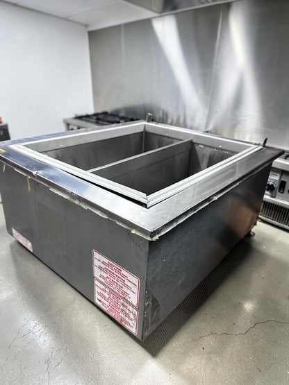Remarkable Condition – Silver King SKFDI23-ELUS1 – 22 1/2" Drop-In Ice Cream Dipping Freezer – 2-Section Refrigerated Cabinet – 115V – ETL Listed – Fully Tested & Operational!