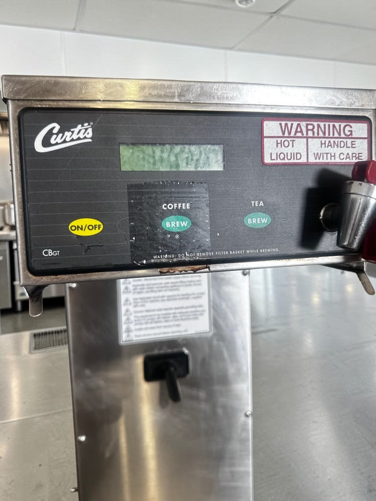 Exceptional Condition – Curtis CBS10000 / CB – Commercial G3 Coffee, Iced Coffee & Iced Tea Combo Brewer – Adjustable Shelf – 120V – Fully Tested & Operational!
