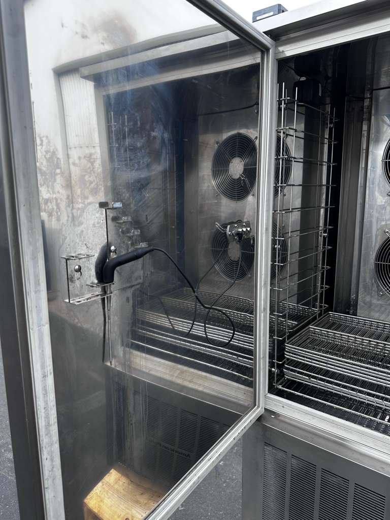 Exceptional Condition – American Panel AP12BCF150-2-P HURRiCHiLL™ Blast Chiller / Shock Freezer – 24 Pan Capacity – 208V / 3PH – Fully Tested & Operational!