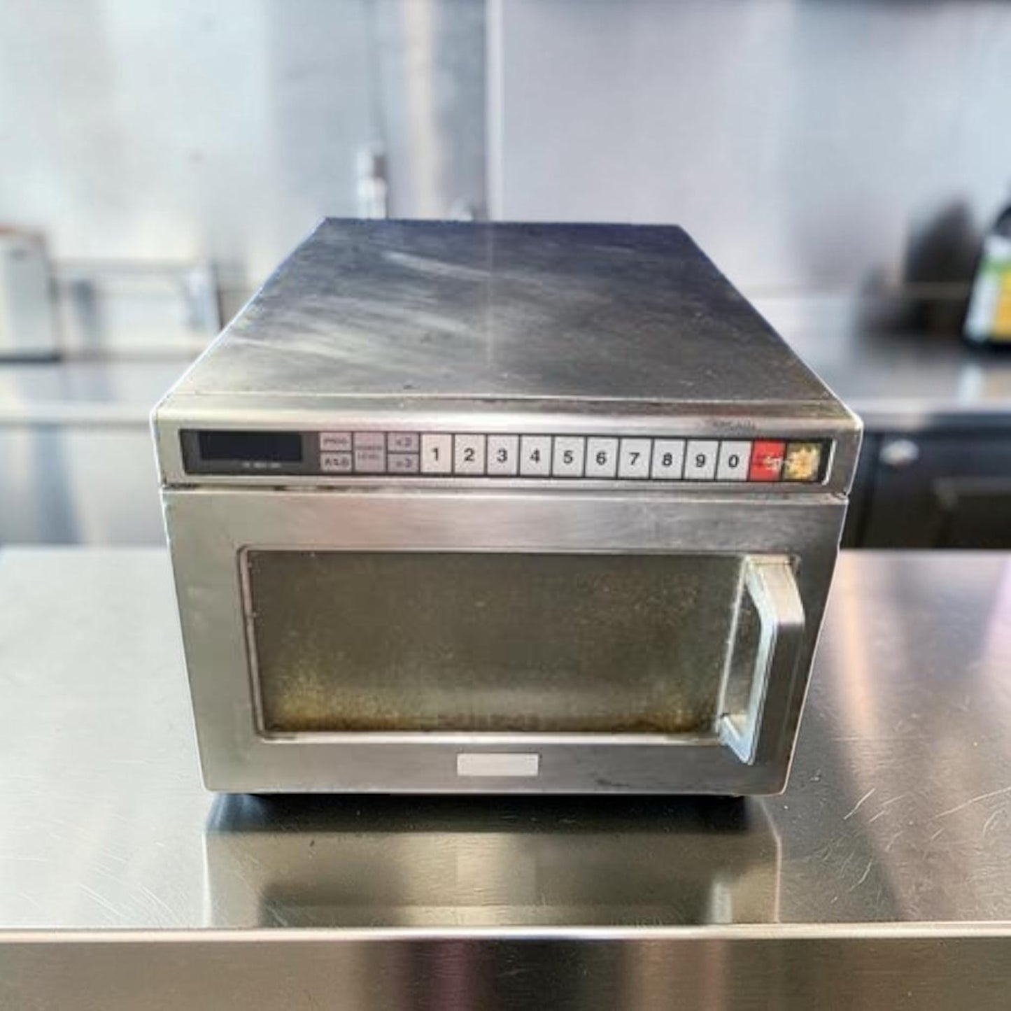 Professionally Maintained Condition – Panasonic Pro II Series – Large-Capacity Commercial Microwave Oven – 1.56 Cu. Ft. Stainless Steel Interior – Programmable Controls – Removable Ceramic Shelf – Fully Tested & Operational!
