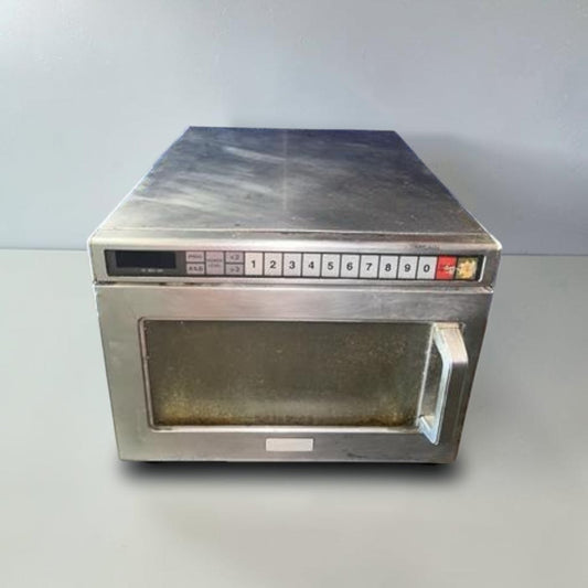 Professionally Maintained Condition – Panasonic Pro II Series – Large-Capacity Commercial Microwave Oven – 1.56 Cu. Ft. Stainless Steel Interior – Programmable Controls – Removable Ceramic Shelf – Fully Tested & Operational!