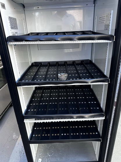 High-Quality Condition – IDW G-12-F334B-HC – 25″ Single Glass Door Merchandiser Cooler – 11.4 Cu. Ft., ENERGY STAR, 115V – Fully Tested & Operational!
