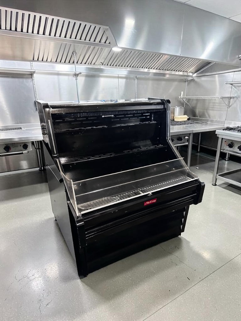 Well-Maintained Condition – Howard-McCray SC-OS30E-3-B – 39" Commercial Open-Air Refrigerated Merchandiser – 3-Level Display – 115V – Fully Tested & Operational!