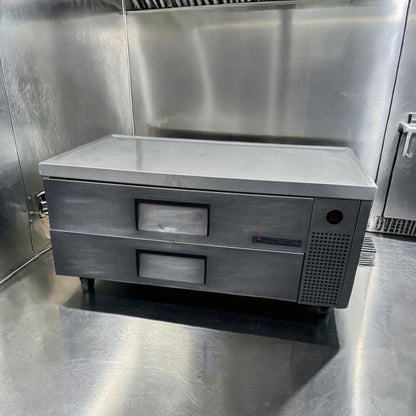 Exceptional Condition – True TRCB-52-HC Refrigerated Chef Base – 52” Width – (2) Drawers – 115V – Fully Tested & Operational!