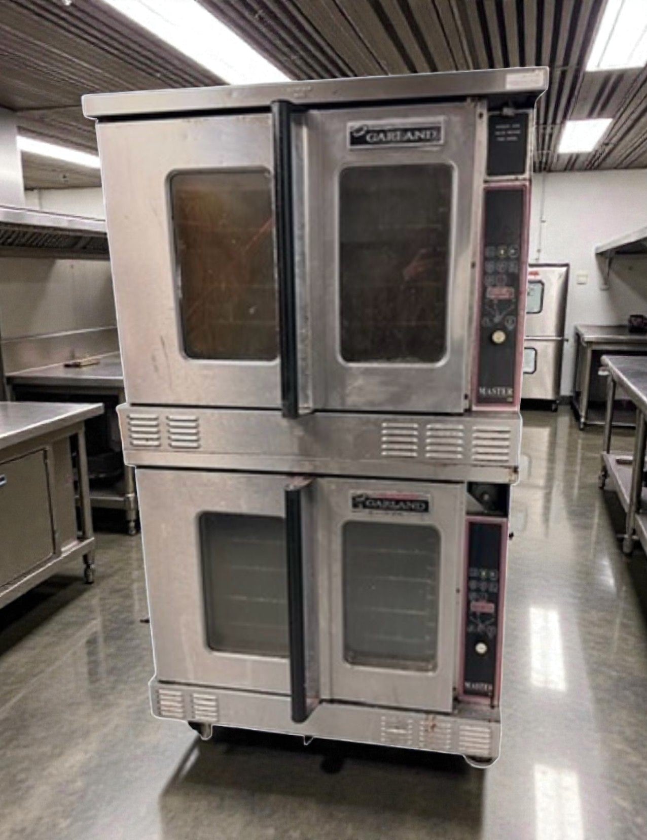 Excellent Condition – Quantity 2 Garland Master 450 Gas Convection Ovens – Full-Size Commercial Single Deck Ovens – Stainless Steel – 120V / Gas – Fully Tested & Operational!
