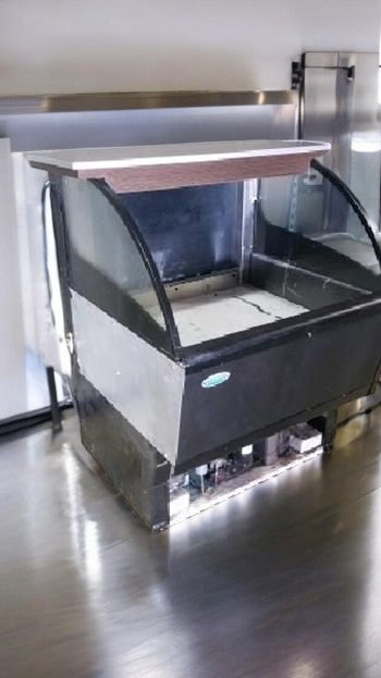 Exceptional Condition – Federal ELPRSS-4 – Open Display Refrigerated Merchandiser – 46 ¾" Wide – 120V – Fully Tested & Operational!
