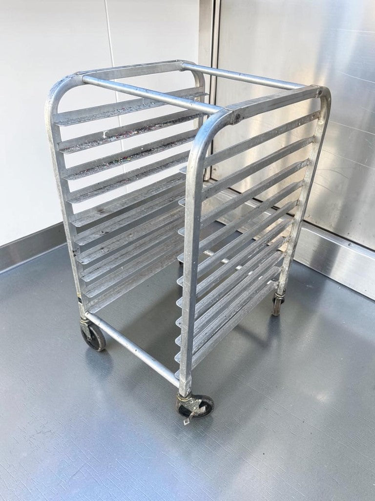 Dependable Condition – Channel Manufacturing Aluminum Bun / Sheet Pan Rack – Mobile Full-Height Bakery Rack – 20 Pan Capacity – NSF Certified – Fully Inspected & Ready for Use!
