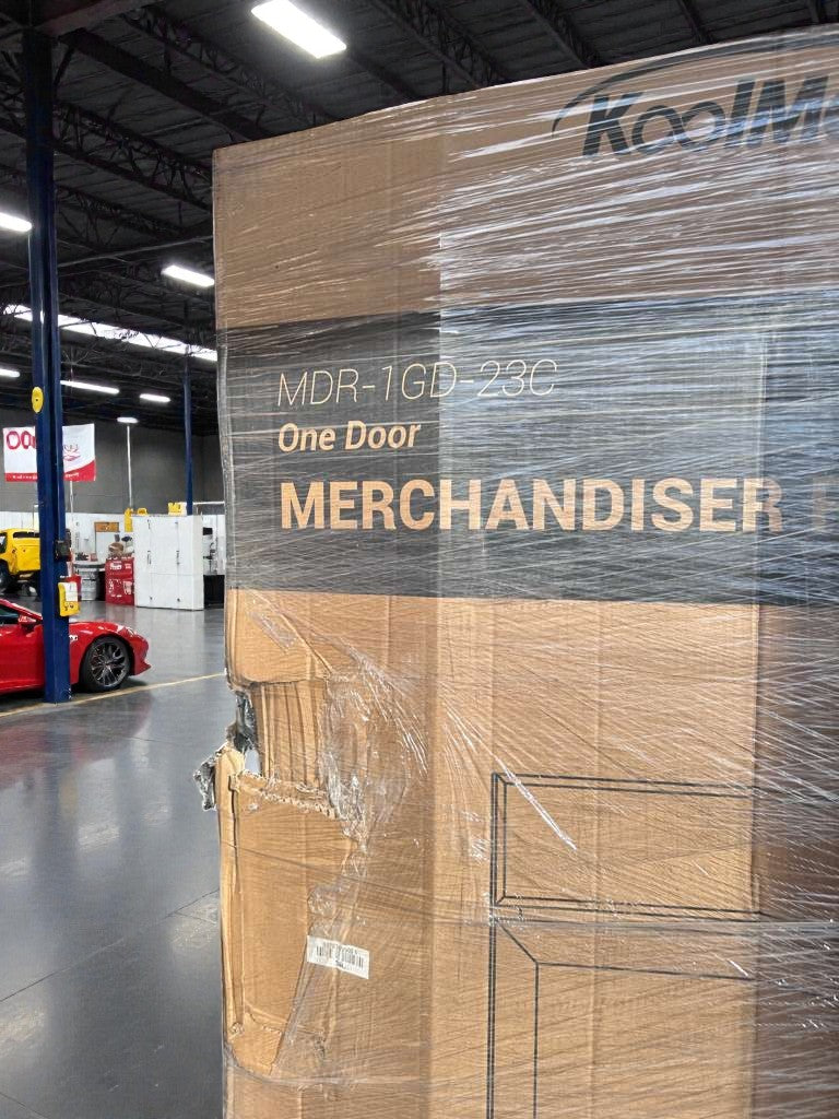 Brand -New Condition – KoolMore One-Door Glass Merchandiser Refrigerator (Scratch & Dent)