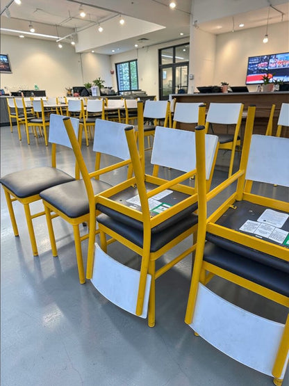 Elite Condition – Commercial Restaurant Dining Chairs – Upholstered Seat & Back – Heavy-Duty Metal Frame – Fully Inspected & Ready for Use!