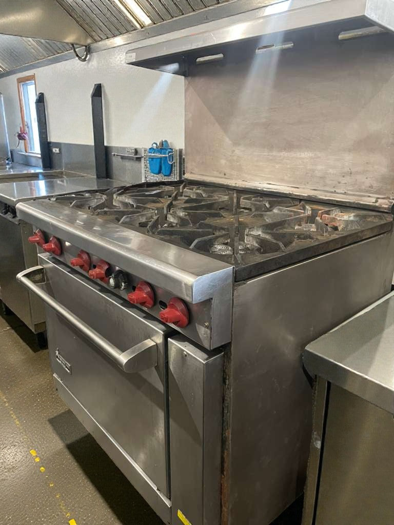 Premium Condition – American Range Commercial Gas Range (6 Burners w/ Oven) – Fully Tested & Working!