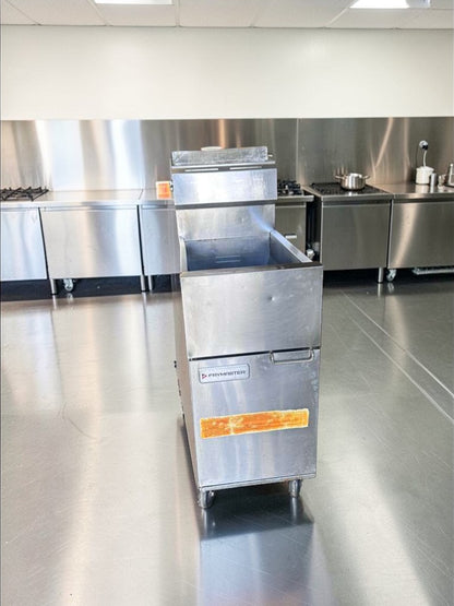 Prime Condition – Frymaster Commercial Gas Fryer – Stainless Steel – Heavy-Duty Floor Model – Fully Tested & Operational!