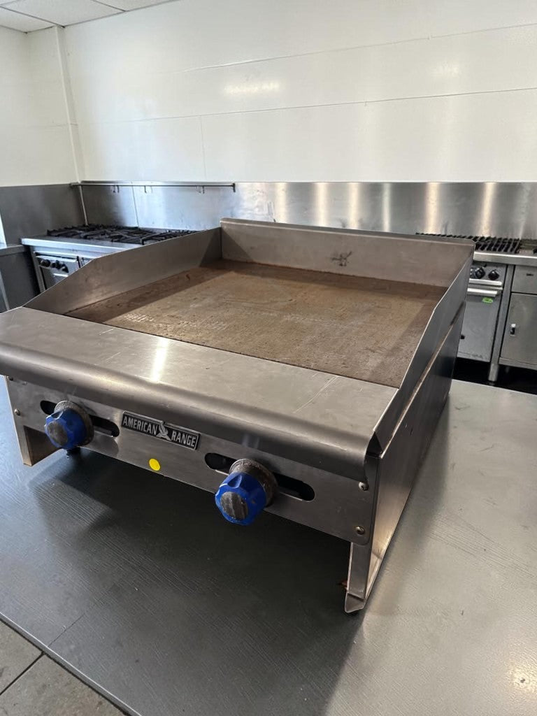 Outstanding Condition – American Range ARSMG-24 – 24" Countertop Gas Griddle – 1" Steel Plate – Natural Gas – ETL Listed – Fully Tested & Operational!