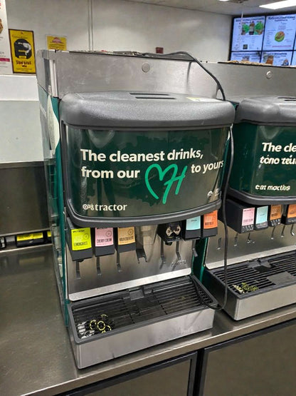 Flawless Condition – Tractor Beverage Juice Dispenser  - 115V / Single Phase - Fully Tested & Working!