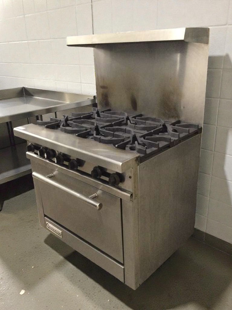 Exceptional Condition – Connerton Commercial 6-Burner Gas Range with Oven – Natural Gas – Fully Tested & Working!