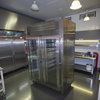 Outstanding Condition – Traulsen RHT232WUT-FHG – Spec-Line Two Section Glass Door Reach-In Refrigerator – Stainless Steel – 51.6 Cu. Ft. – 113V / Single Phase – ETL / NSF Listed – Fully Tested & Operational!