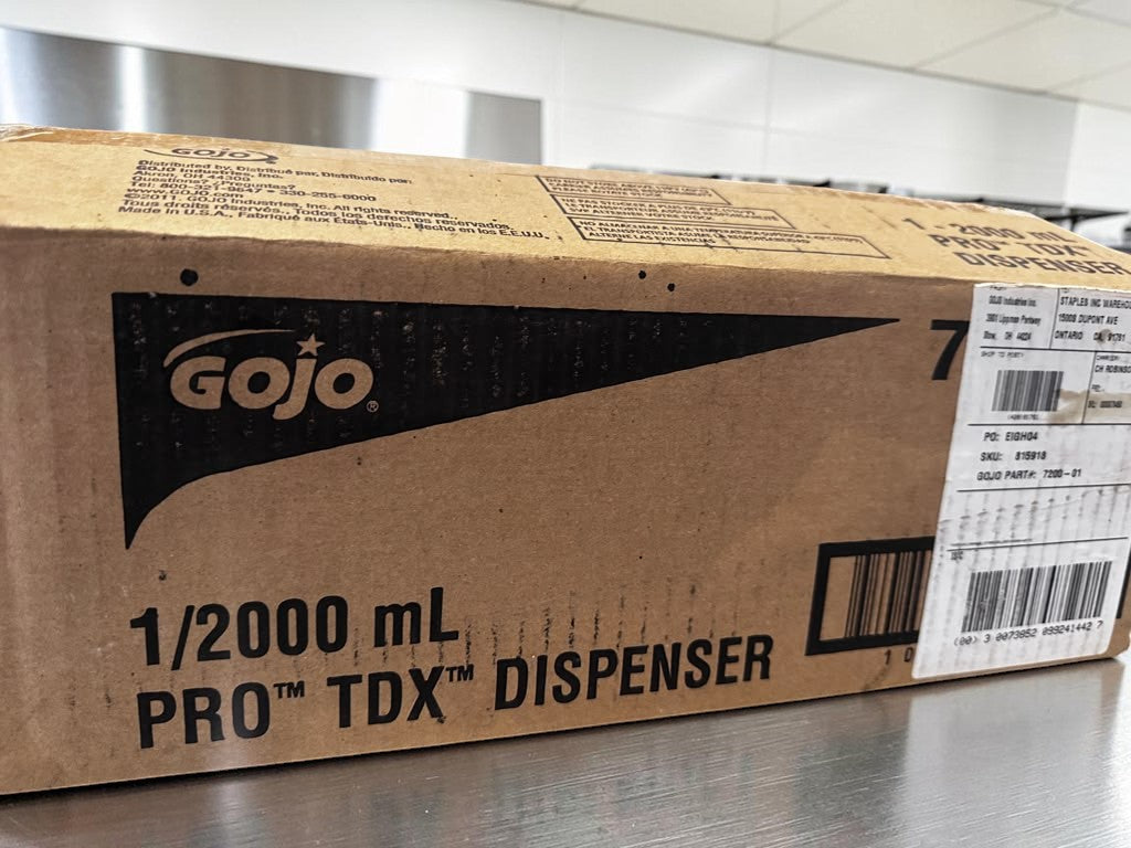 Immaculate Condition – GOJO 7200-01 PRO TDX 2000 – 2,000 mL Manual Soap & Sanitizer Dispenser – Wall-Mount – New & Ready for Installation!