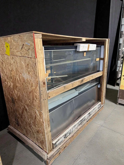 Brand New Condition – KoolMore Refrigerated Bakery Display Case (Scratch & Dent)