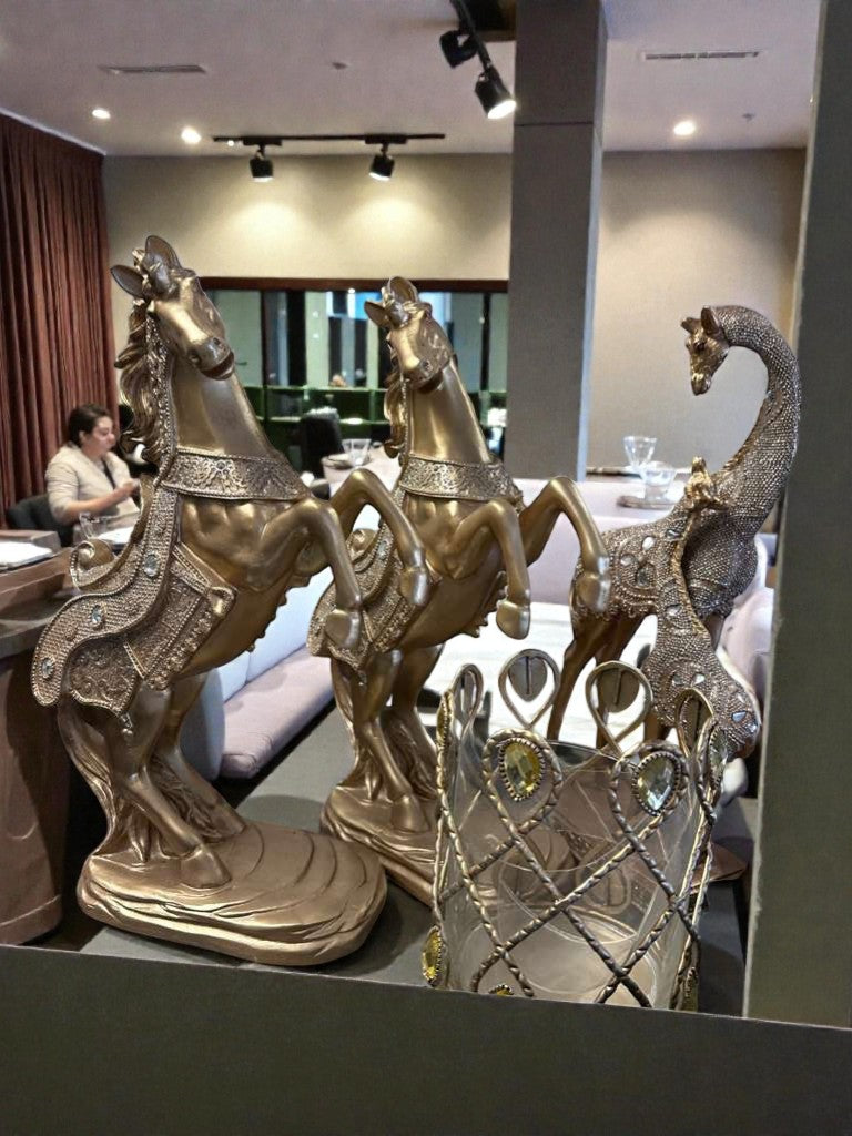 Outstanding Condition – Decorative Gold Horse & Peacock Statue Set – Elegant Home / Office Accent Décor – Like-New & Ready for Display!