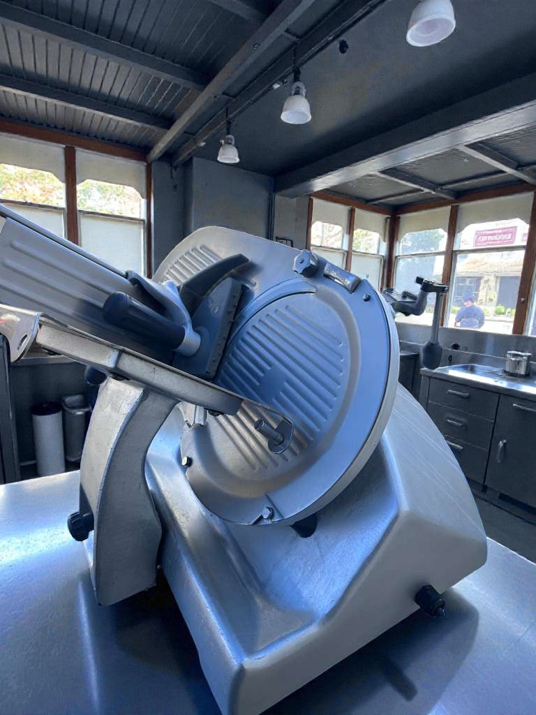 High-Grade Condition – Hobart Commercial Meat Slicer – Heavy-Duty Manual Slicer – UL & NSF Certified – Fully Tested & Working!