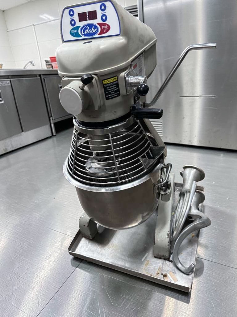 Flawless Condition – Globe SP20 Commercial Planetary Mixer – 20 Qt – 1/2 HP – 115V – NSF – Fully Tested & Operational!