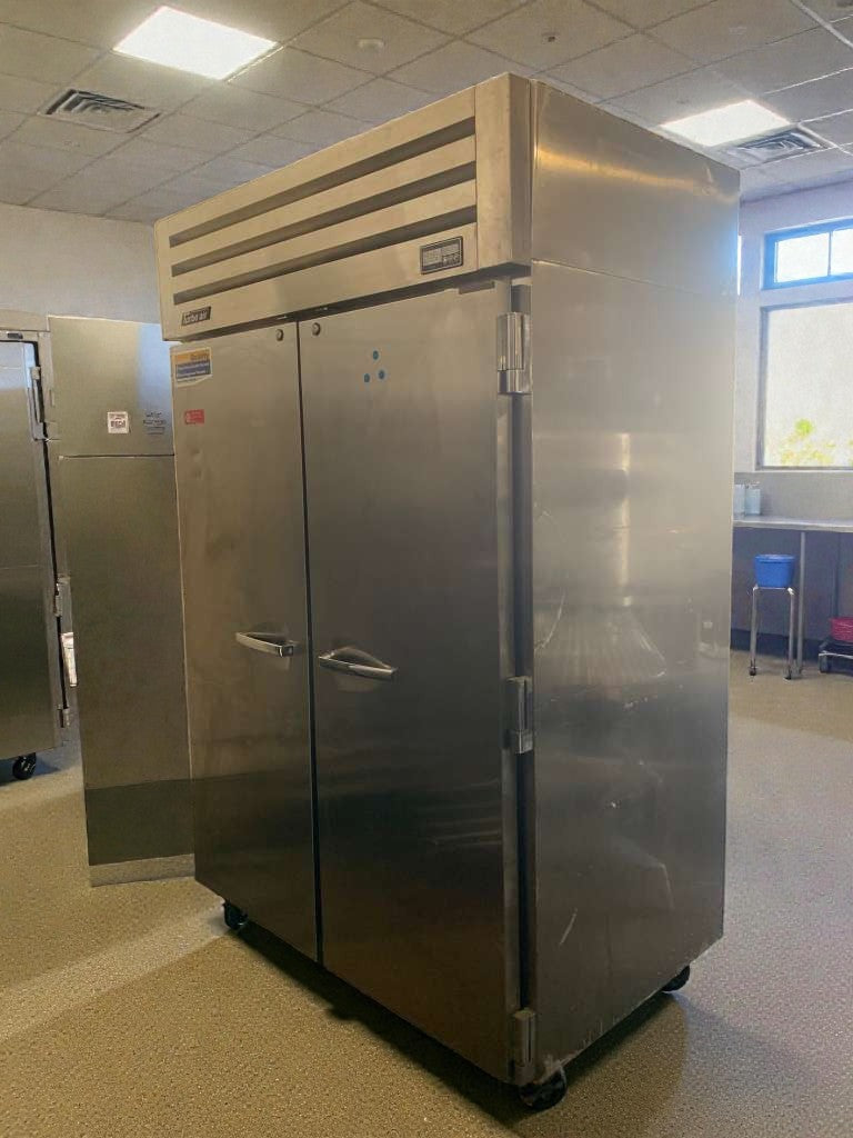 Premium Condition – Turbo Air PRO-50F Commercial 2-Door Reach-In Freezer – 115V – Fully Tested & Working!