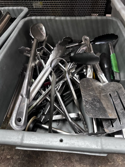 Well-Maintained Condition – Mixed Commercial Kitchen Utensil Lot – Two Containers with Tongs, Spatulas, Ladles & Serving Tools – Ready for Restaurant Use!