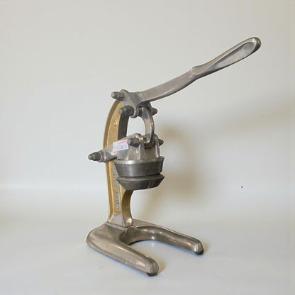 Like-New Condition – Heavy-Duty Commercial Manual Fruit / Citrus Press – Fully Tested & Working!