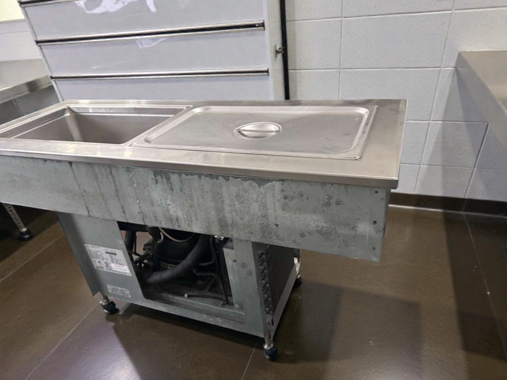 Exceptional Condition – Delfield 8148-EFN – Refrigerated Cold Food Table – 115V – NSF & UL Listed – Fully Tested & Operational!