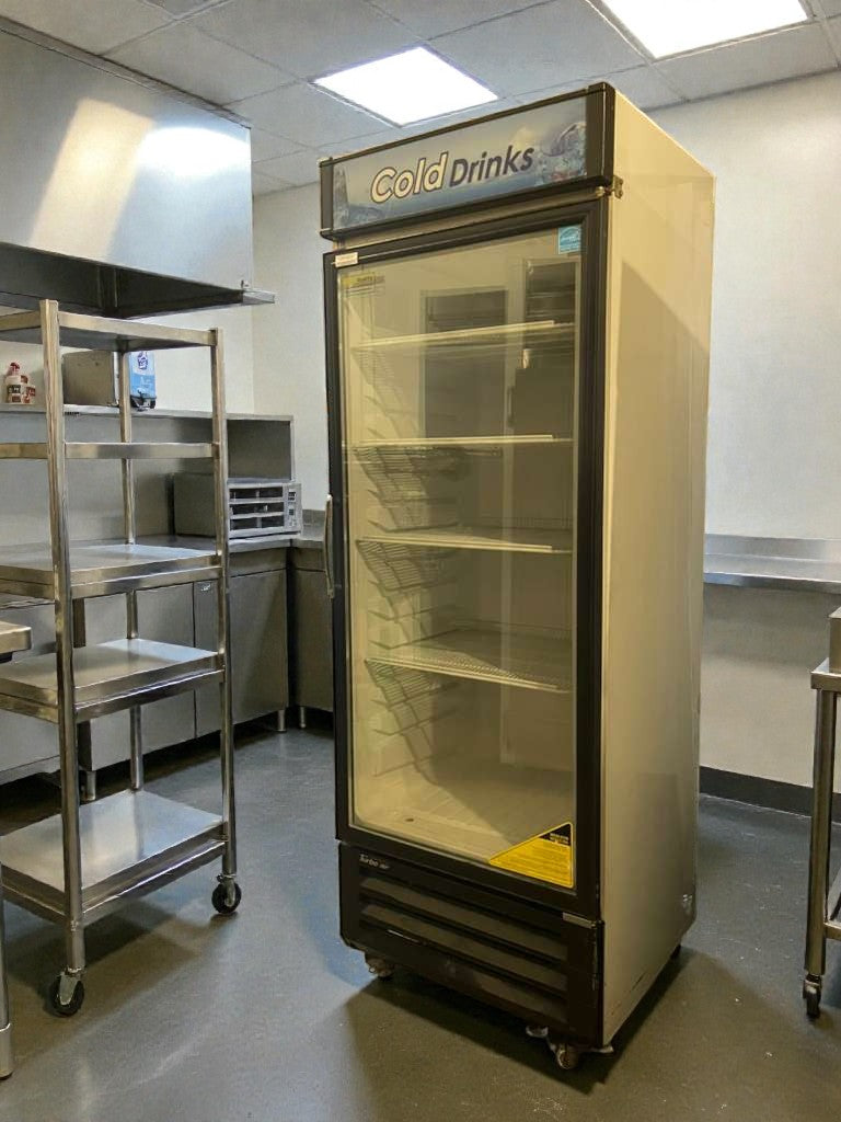 Top-Tier Condition – Turbo Air Glass Door Merchandiser Refrigerator – 115V / Single Phase – Fully Tested & Working!