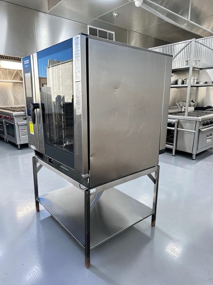 Immaculate Condition – Rational iCombi Pro 10-Full Size Electric – Commercial Intelligent Combi Oven – 10 Full-Size Sheet Pan Capacity – Mobile Oven Rack & Stainless Steel Stand – 208/240V – Fully Tested & Operational!