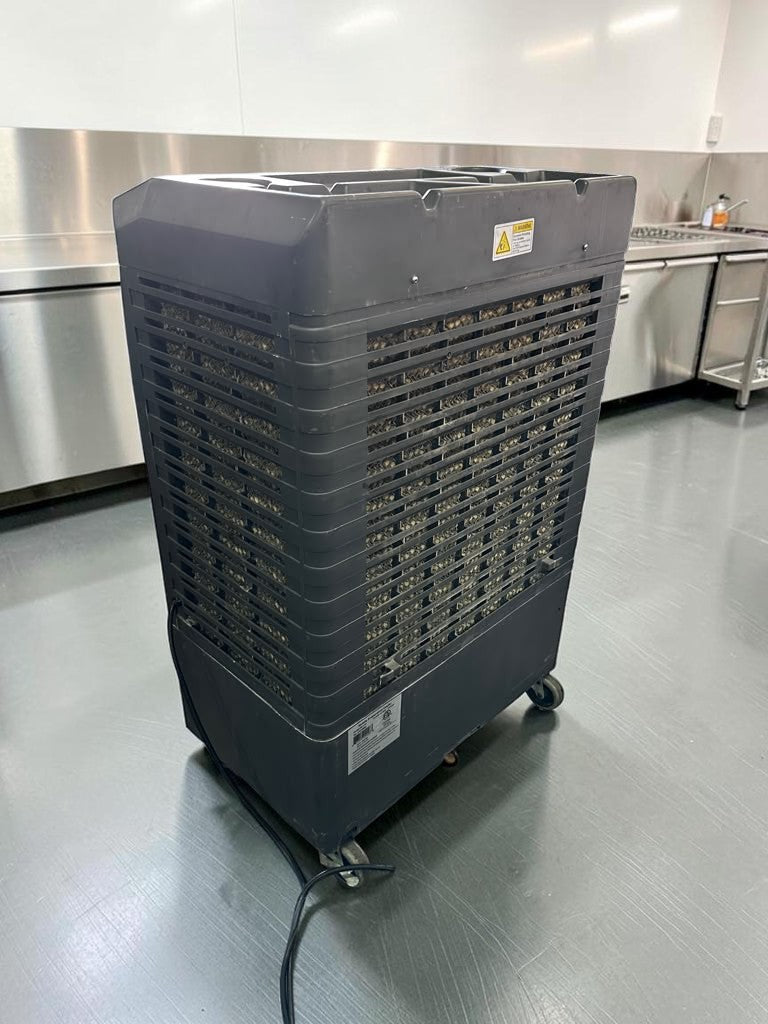 First-Class Condition – Hessaire MC37V – 3,100 CFM Portable Evaporative Cooler – 950 Sq. Ft. Coverage – 115V – Fully Tested & Operational!