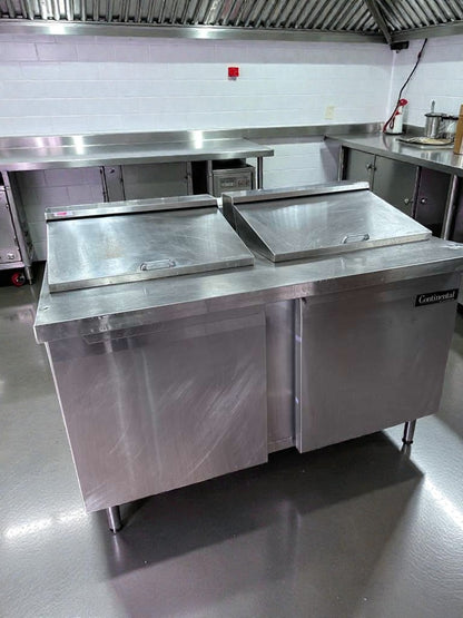 Excellent Condition – Continental Commercial Refrigerated Prep Table – Stainless Steel – NSF & UL Listed – Fully Tested & Operational!