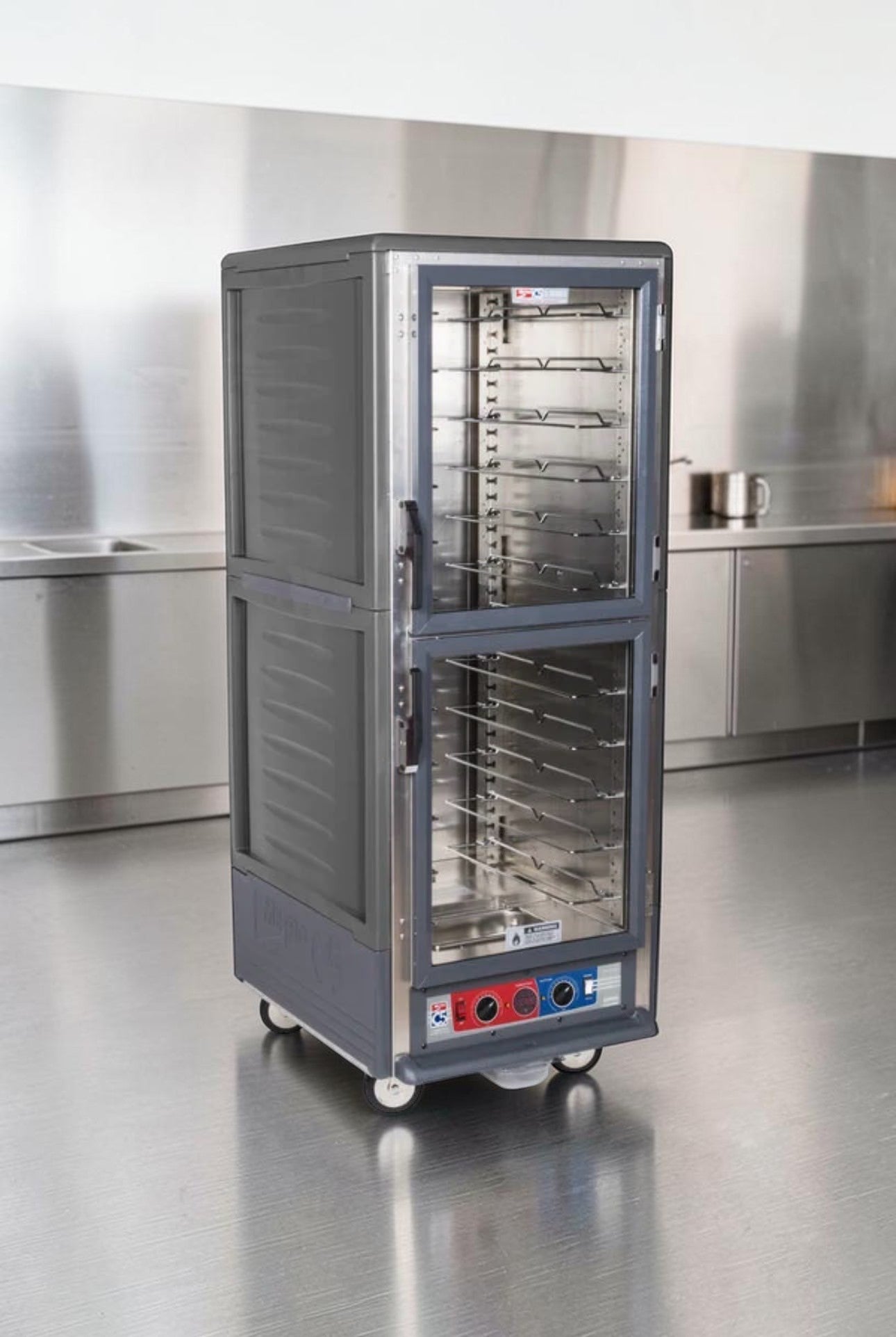 Professionally Maintained Condition – Metro C539-CDC-U-GY C5 3 Series – Full Height Heated Holding & Proofing Cabinet – Clear Dutch Doors – 120V – 2000W – UL / NSF Listed – Fully Tested & Operational!