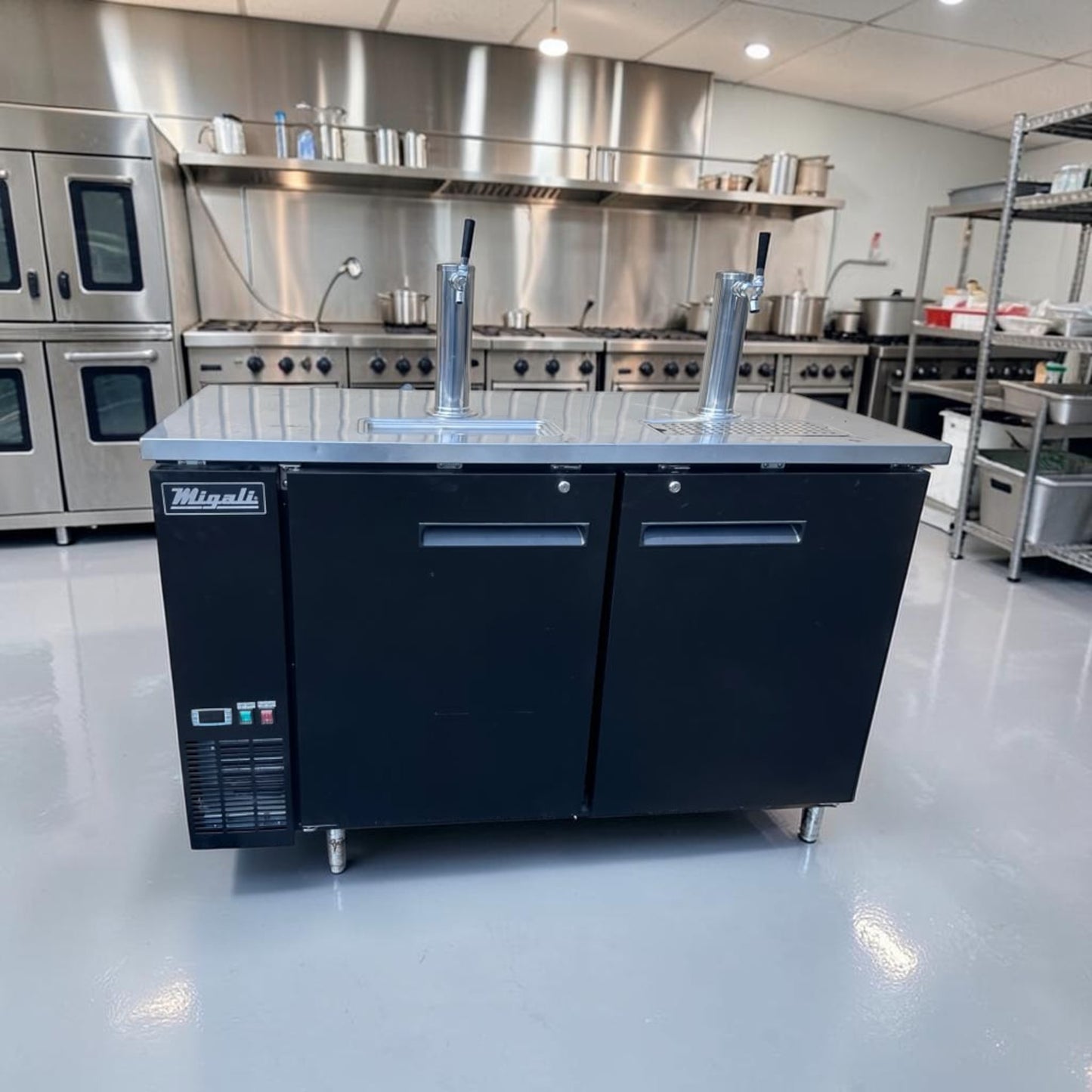 Exceptional Condition – Migali C-DD60-2-HC – 60" Two Door Direct Draw Beer Dispenser – 2 Tap Commercial Kegerator – 115V – Fully Tested & Operational!