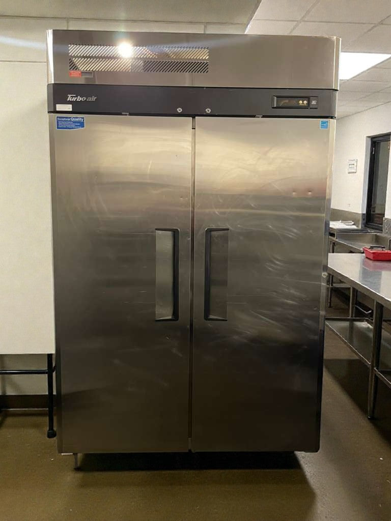 Exceptional Condition – Turbo Air Commercial Reach-In Freezer – 115V / Single Phase – Fully Tested & Working!