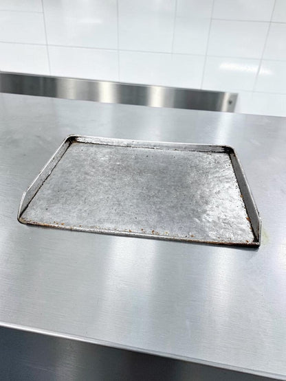 Well-Maintained Condition – Full Size Aluminum Sheet Pans – Commercial Baking Pans – Quantity 13 – Ready for Commercial Use!