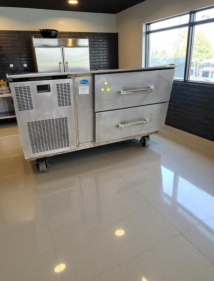Outstanding Condition – Delfield Two-Drawer Refrigerated Chef Base – Commercial Stainless Steel – 115V – Fully Tested & Operational!