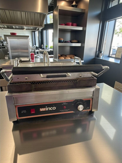 Immaculate Condition – Winco Commercial Countertop Single Panini Grill – 120V – Fully Tested & Working!