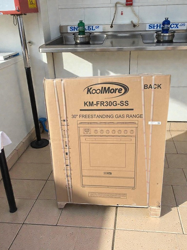 Like-New Condition – KoolMore 30" Freestanding Gas Range (Scratch & Dent)