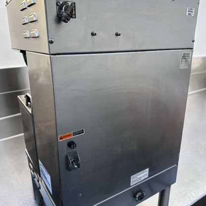 Exceptional Condition – Curtis GEMTS10A1000 G3 Gemini Twin Satellite Coffee Brewer – 1.5 Gallon – 220V – Fully Tested & Operational!