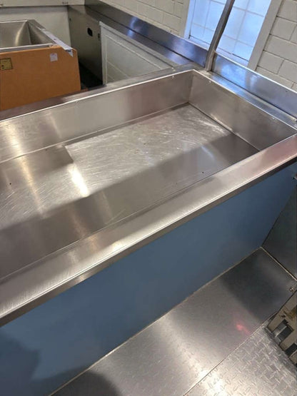 High-Grade Condition – Duke Aerotot Mobile Cold Food Serving Station – Stainless Steel – Fully Tested & Operational!