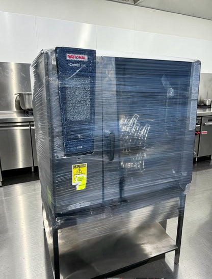 Top-Tier Condition – Rational iCombi Pro LM100EG.AX – 6 Pan Half-Size Natural Gas Combi Oven – 208/240V, 1 Phase - Fully Tested & Operational!