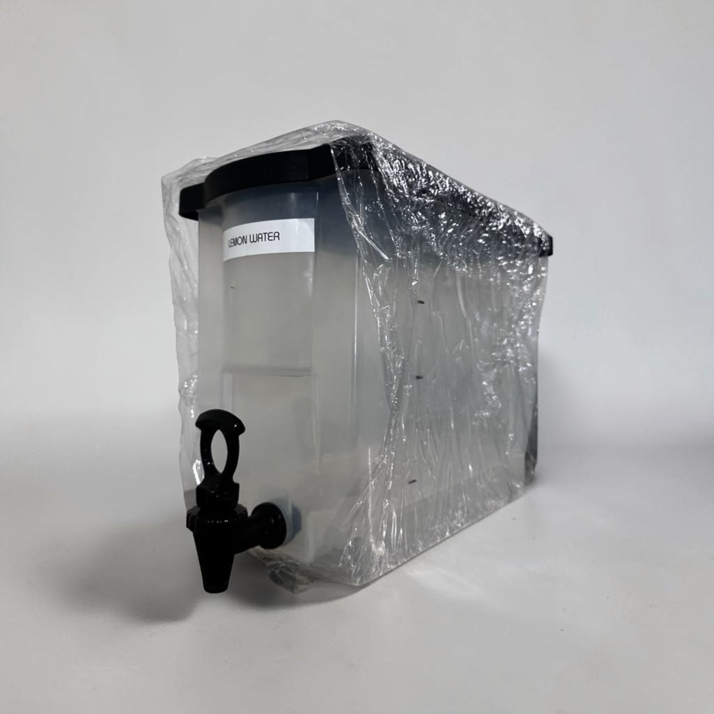 Like-New Condition – Cold Juice Dispenser – Plastic Beverage Dispenser with Spigot – Countertop Drink Service Container – Ready for Use!