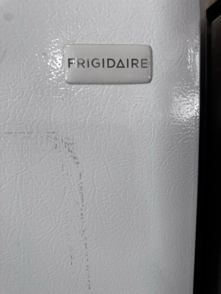 Dependable Condition – Frigidaire FFU21F5HWY – 33" Wide 20 Cu. Ft. Garage Ready Single-Door Upright Freezer – 115V – CSA Certified – Fully Tested & Operational!